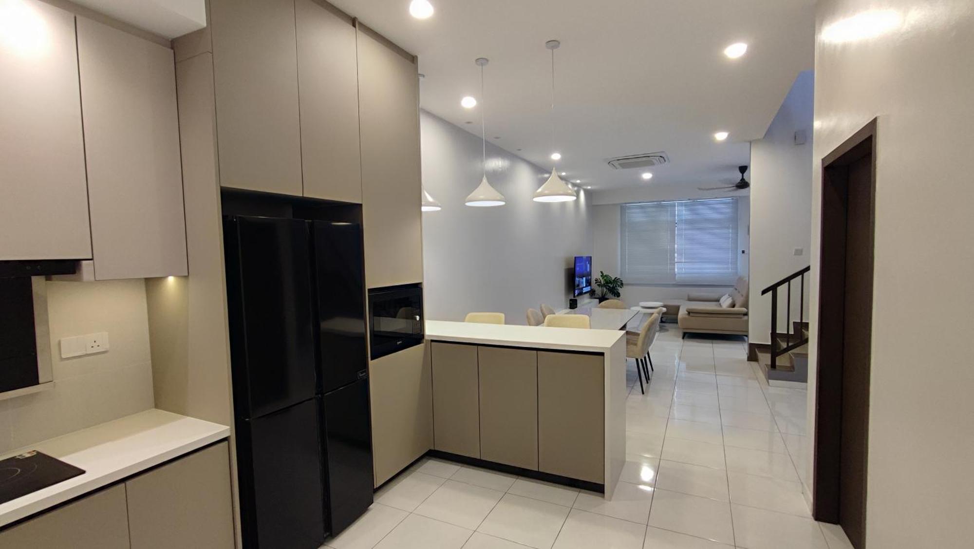 Minimalist Heaven Near Tmn Intan Holiday home *